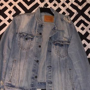 Men’s Levi jean jacket